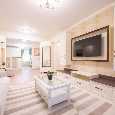 Ferienwohnung Dragos Flat Oradea Exterior foto